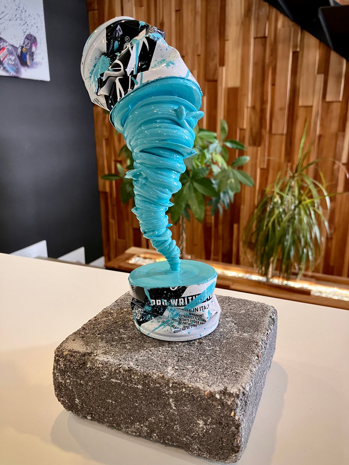 Twister Spray